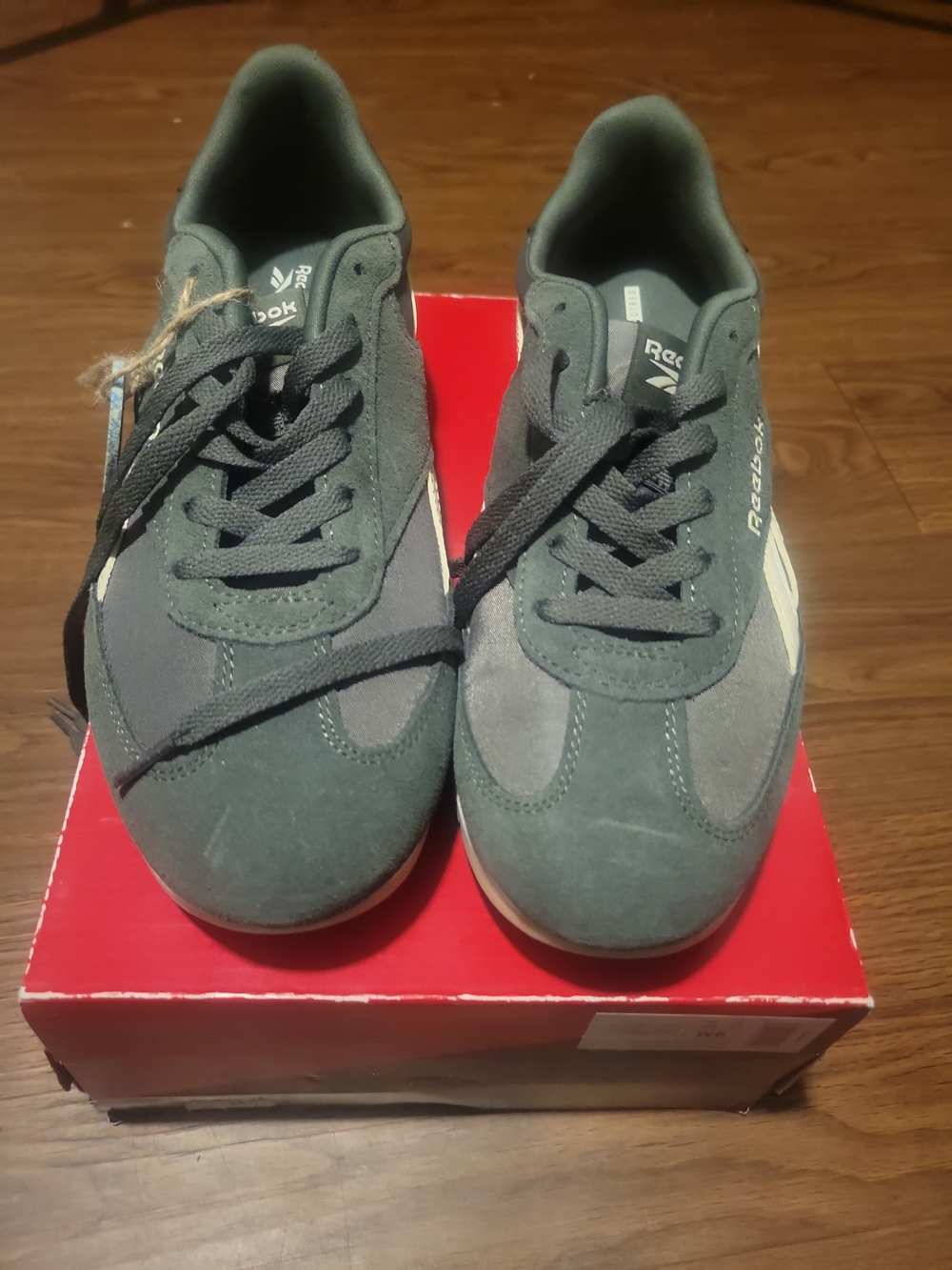 Reebok AR30309M-GTW Green Sneakers Men's Sz 9